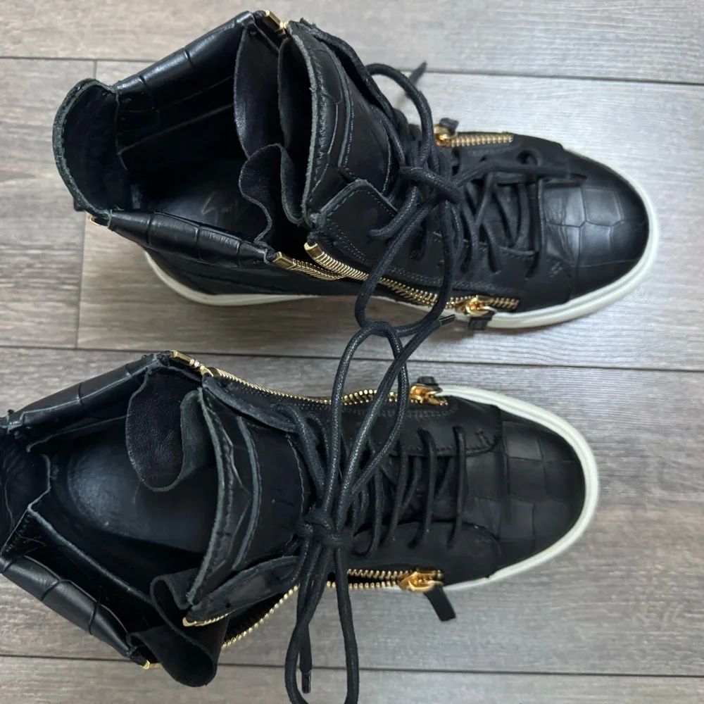Giuseppe Zanotti Black Sneakers - Picture 2 of 6